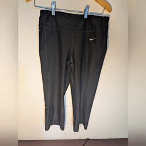 Women's Nike‎ Cropped Dri Fit Leggings Sz Small